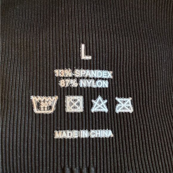 NVGTN Black Solid Seamless Leggings Tight LARGE MINT! - Picture 7 of 9